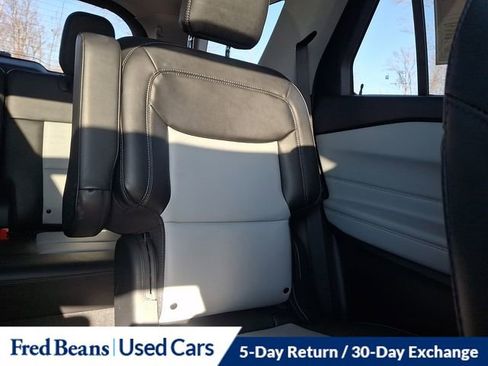 Certified 2022 Ford Explorer XLT w/ Equipment Group 202A image 19