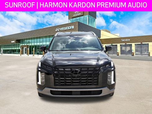 Used 2024 Hyundai Palisade SEL w/ Premium Package image 2