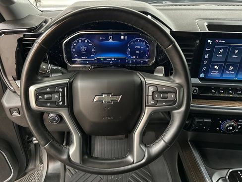 Used 2023 Chevrolet Silverado 1500 LT AWD/4WD image 14