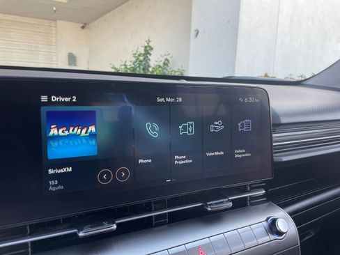 Used 2025 Hyundai Kona SEL image 20