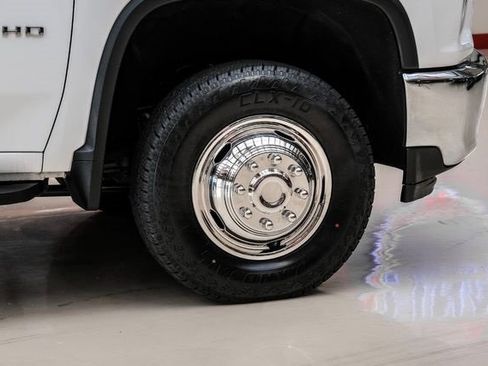 Used 2021 Chevrolet Silverado 3500 LT image 48