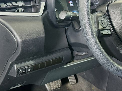 Used 2024 Toyota Corolla LE image 16