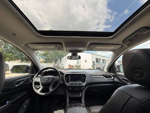 Used 2023 GMC Acadia AT4 w/ Preferred Package AWD/4WD image 27