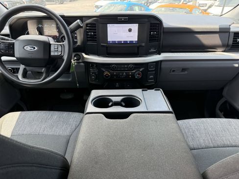 Used 2025 Ford F350 XLT AWD/4WD image 11