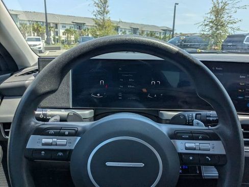 Used 2025 Hyundai Sonata SEL FWD image 27