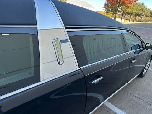 Used 2017 Cadillac XTS Sedan 4D image 7