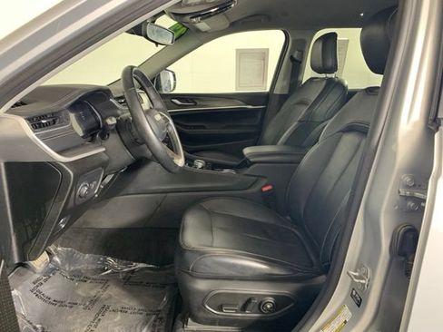 Used 2022 Jeep Grand Cherokee L Limited AWD/4WD image 20
