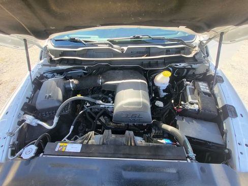 Used 2024 RAM 1500 Classic SLT image 9