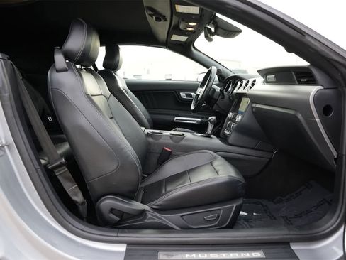 Used 2022 Ford Mustang Premium image 22