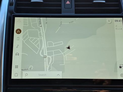 New 2026 Land Rover Discovery Limited Edition image 12