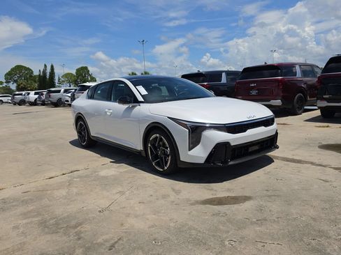 New 2026 Kia K4 GT-Line Turbo w/ GT-Line Premium Package FWD image 2