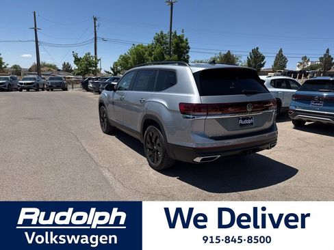 New 2026 Volkswagen Atlas SE FWD image 3