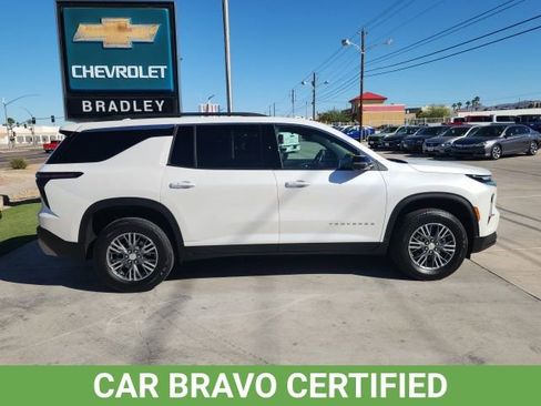 Used 2024 Chevrolet Traverse LT w/ LPO, Floor Liner Package image 3