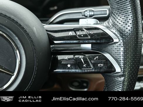 Used 2024 Mercedes-Benz GLS 580 4MATIC image 12