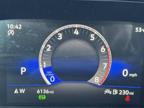 Used 2024 Volkswagen Taos SE w/ Panoramic Sunroof Package image 19