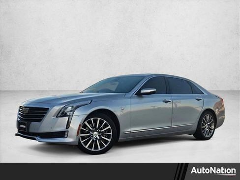 Used 2018 Cadillac CT6 Luxury image 1