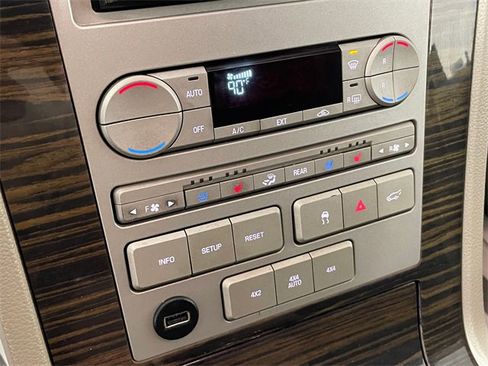 Used 2008 Lincoln Navigator 4WD image 8