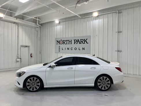 Used 2018 Mercedes-Benz CLA 250 image 2