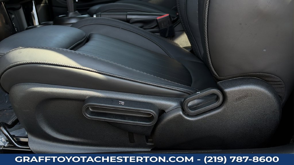 Used 2022 MINI Cooper S FWD image 15