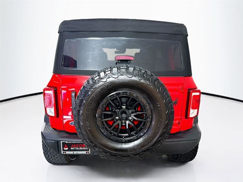 Used 2023 Ford Bronco Black Diamond image 6