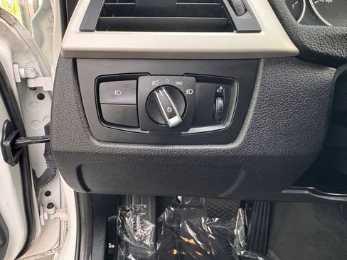 Used 2015 BMW 320i Sedan image 35