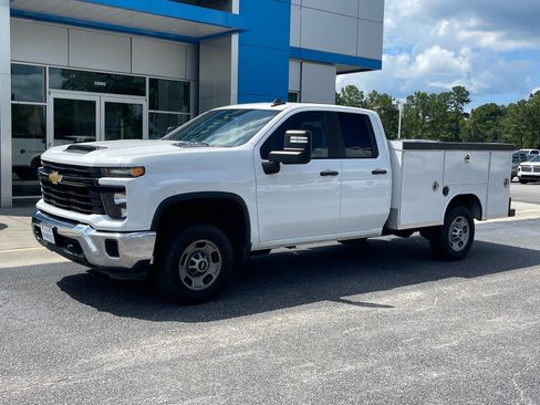 Used 2024 Chevrolet Silverado 2500 W/T w/ WT Convenience Package RWD image 1