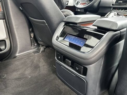 Certified 2023 Lincoln Navigator Reserve AWD/4WD image 39
