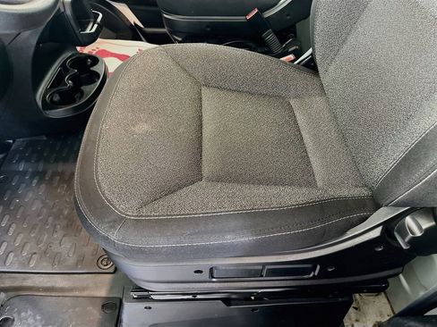 Used 2023 RAM ProMaster 2500 w/ Convenience Group FWD image 19