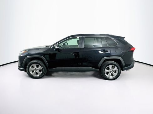 Used 2025 Toyota RAV4 XLE FWD image 4