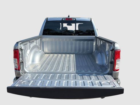 Used 2021 RAM 1500 Big Horn AWD/4WD image 11