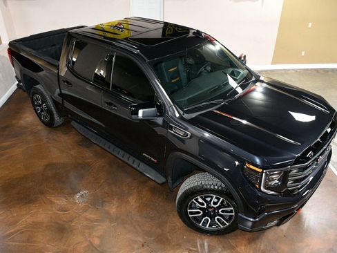 Used 2025 GMC Sierra 1500 AT4 w/ AT4 Premium Package image 73