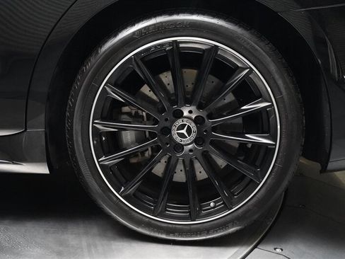 Used 2022 Mercedes-Benz S 500 4MATIC w/ AMG Line Package image 40