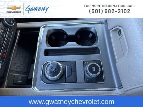 Used 2020 Ford Expedition XLT w/ Equipment Group 202A image 19