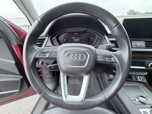 Used 2019 Audi Q5 2.0T Premium Plus w/ Premium Plus Package AWD/4WD image 11