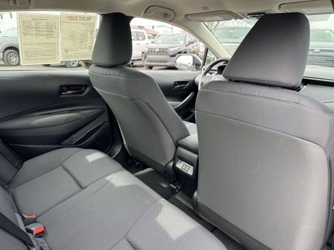 Used 2024 Toyota Corolla LE image 33