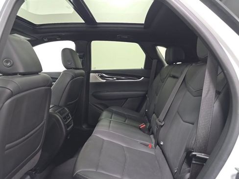 Used 2020 Cadillac XT5 Premium Luxury AWD/4WD image 8