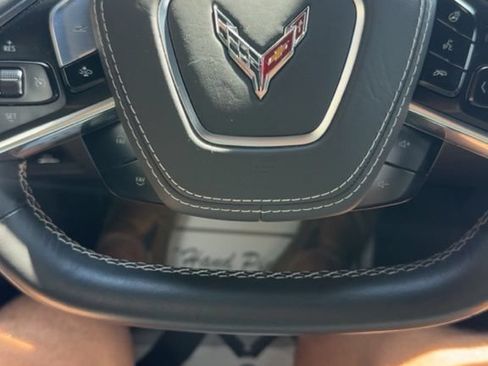 Used 2025 Chevrolet Corvette Stingray Preferred Cpe w/ Z51 Performance Package RWD image 11