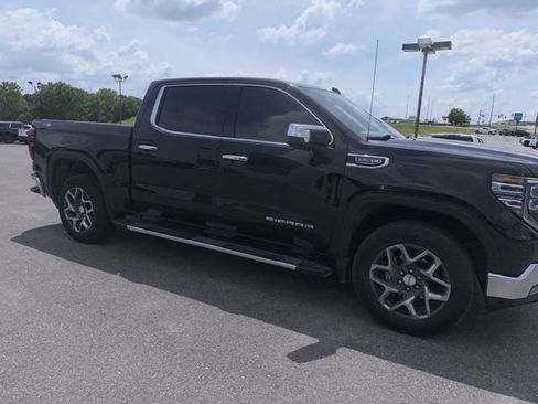 Used 2024 GMC Sierra 1500 SLT w/ SLT Premium Plus Package AWD/4WD image 8