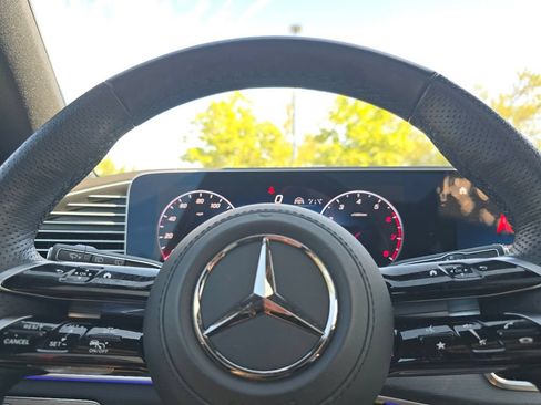 Certified 2024 Mercedes-Benz GLS 450 4MATIC image 30