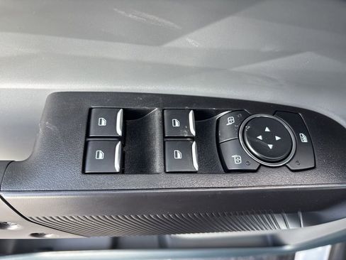 New 2025 Ford Maverick XLT w/ XLT Luxury Package image 17