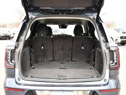 Used 2025 Volvo EX90 Ultra image 25