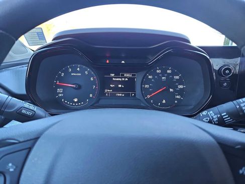 Certified 2025 Chevrolet Trax LS image 33