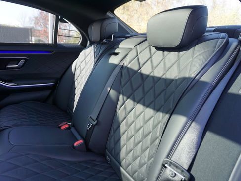 Certified 2022 Mercedes-Benz S 500 4MATIC image 14