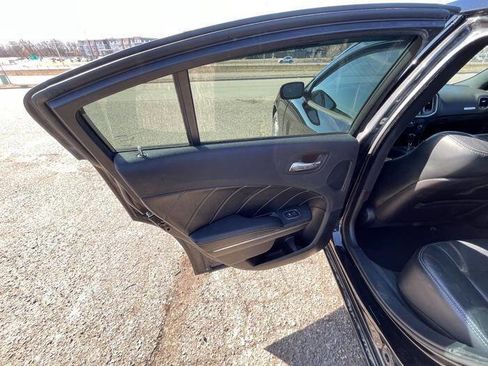 Used 2013 Dodge Charger R/T image 24