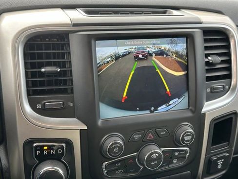 Used 2019 RAM 1500 Classic SLT w/ Luxury Group image 26