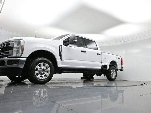 Certified 2024 Ford F250 XLT image 42