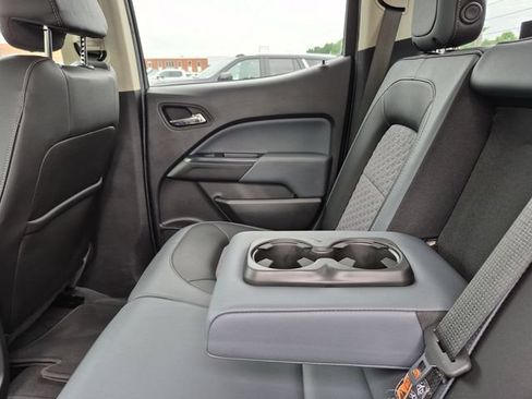 Used 2021 Chevrolet Colorado Z71 w/ Safety Package AWD/4WD image 29