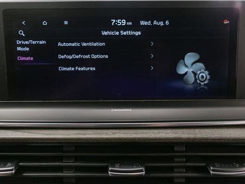 Used 2022 Kia Telluride EX image 32