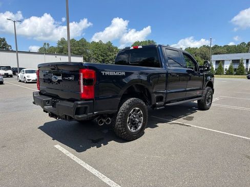 Used 2024 Ford F250 Lariat w/ Lariat Ultimate Package AWD/4WD image 5