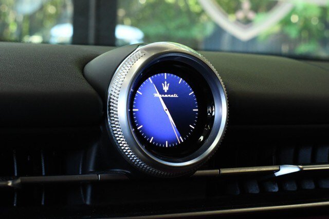 Used 2023 Maserati Grecale Modena AWD/4WD image 37